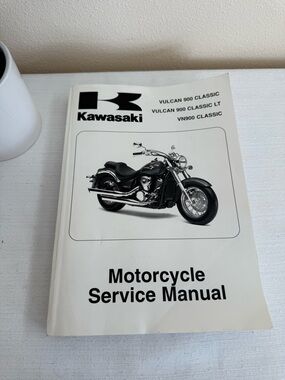 Kawasaki White Motorcycle Service Manual - Vulcan 900 Classic